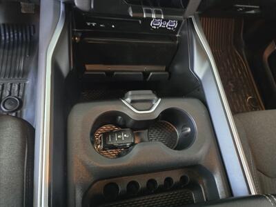 2019 RAM 1500 Big Horn/CREW CAB/4X4   - Photo 20 - Hamilton, OH 45015