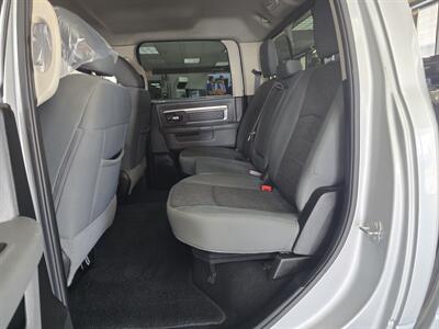 2019 RAM 1500 Classic SLT   - Photo 10 - Hamilton, OH 45015