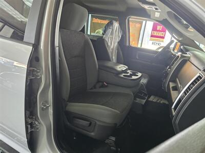 2019 RAM 1500 Classic SLT   - Photo 13 - Hamilton, OH 45015