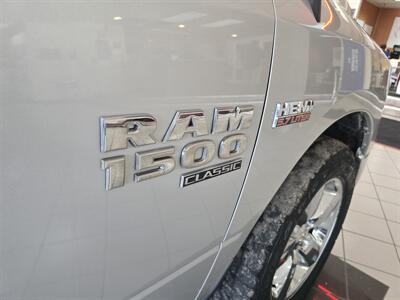 2019 RAM 1500 Classic SLT   - Photo 29 - Hamilton, OH 45015