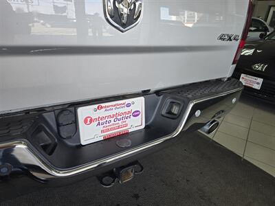 2019 RAM 1500 Classic SLT   - Photo 26 - Hamilton, OH 45015