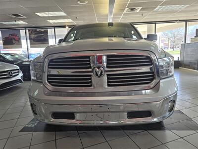 2019 RAM 1500 Classic SLT   - Photo 2 - Hamilton, OH 45015