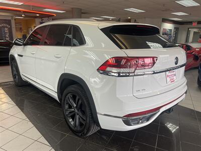2020 Volkswagen Atlas Cross Sport V6 SE R-Line 4Motion 4DR SUV AWD   - Photo 8 - Hamilton, OH 45015