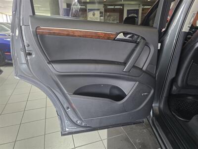 2015 Audi Q7 3.0T quattro Premium Plus 4DR SUV AWD   - Photo 10 - Hamilton, OH 45015