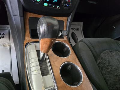 2012 Buick Enclave Convenience 4DR CROSSOVER AWD - Photo 27 - Hamilton, OH 45015