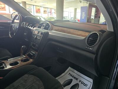 2012 Buick Enclave Convenience 4DR CROSSOVER AWD - Photo 14 - Hamilton, OH 45015