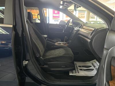 2012 Buick Enclave Convenience 4DR CROSSOVER AWD - Photo 15 - Hamilton, OH 45015