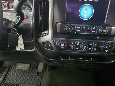 2018 Chevrolet Silverado 1500 LT-CREW CAB-4X4 - Photo 18 - Hamilton, OH 45015