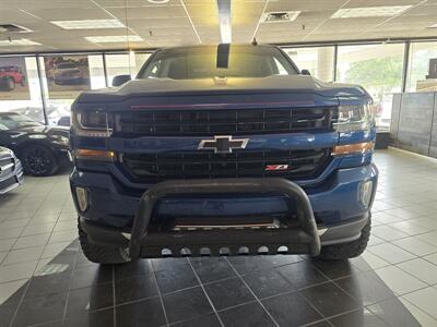 2018 Chevrolet Silverado 1500 LT-CREW CAB-4X4 - Photo 2 - Hamilton, OH 45015