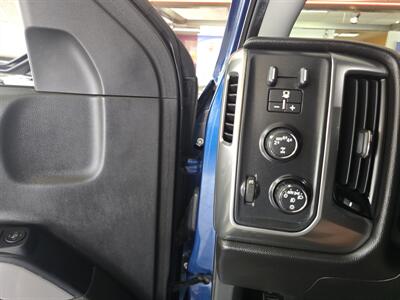2018 Chevrolet Silverado 1500 LT-CREW CAB-4X4 - Photo 17 - Hamilton, OH 45015