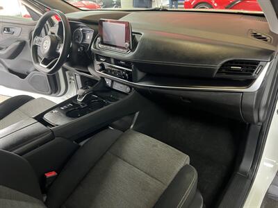 2021 Nissan Rogue S 4DR SEDAN - Photo 26 - Hamilton, OH 45015