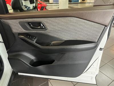 2021 Nissan Rogue S 4DR SEDAN - Photo 27 - Hamilton, OH 45015