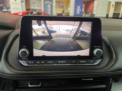 2021 Nissan Rogue S 4DR SEDAN - Photo 16 - Hamilton, OH 45015