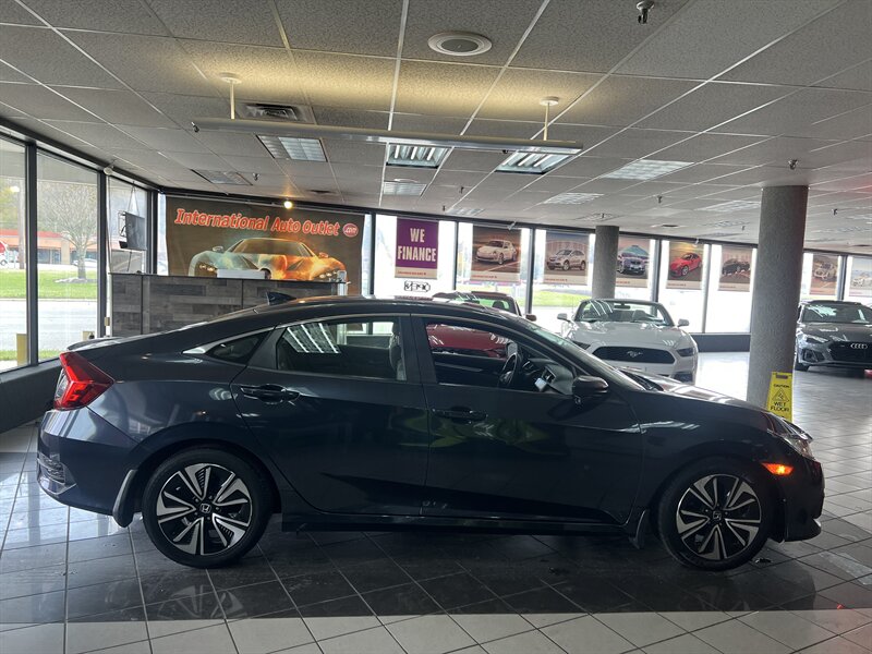 2018 Honda Civic EX-T photo 4