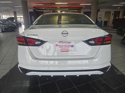 2025 Nissan Altima 2.5 SV 4DR SEDAN - Photo 5 - Hamilton, OH 45015