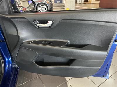 2020 Kia Rio S 5-DOOR WAGON   - Photo 27 - Hamilton, OH 45015