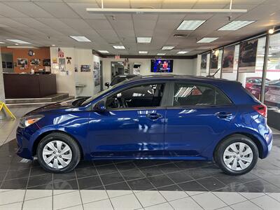 2020 Kia Rio S 5-DOOR WAGON   - Photo 2 - Hamilton, OH 45015