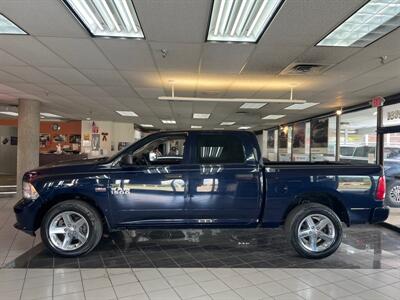 2013 RAM 1500 TRADESMAN 4DR CREW CAB 4X4   - Photo 2 - Hamilton, OH 45015