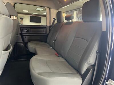 2013 RAM 1500 TRADESMAN 4DR CREW CAB 4X4   - Photo 20 - Hamilton, OH 45015