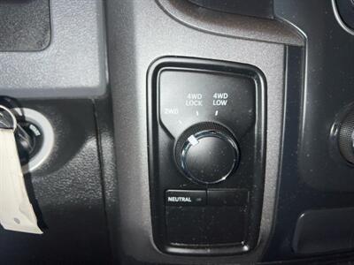 2013 RAM 1500 TRADESMAN 4DR CREW CAB 4X4   - Photo 16 - Hamilton, OH 45015