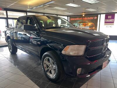 2013 RAM 1500 TRADESMAN 4DR CREW CAB 4X4   - Photo 3 - Hamilton, OH 45015