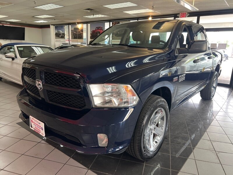 2013 RAM 1500 TRADESMAN 4DR CREW CAB 4X4 - Photo 1 - Hamilton, OH 45015