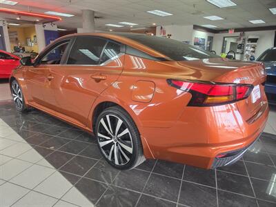 2019 Nissan Altima 2.5 SR   - Photo 6 - Hamilton, OH 45015