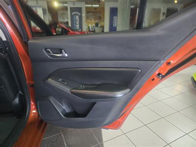 2019 Nissan Altima 2.5 SR   - Photo 15 - Hamilton, OH 45015