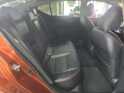 2019 Nissan Altima 2.5 SR   - Photo 16 - Hamilton, OH 45015