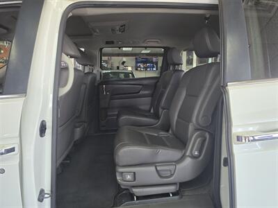 2015 Honda Odyssey EX-L 4DR MINI-VAN   - Photo 10 - Hamilton, OH 45015