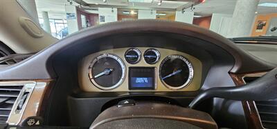 2011 Cadillac Escalade ESV Platinum Edition 4DR SUV AWD   - Photo 14 - Hamilton, OH 45015