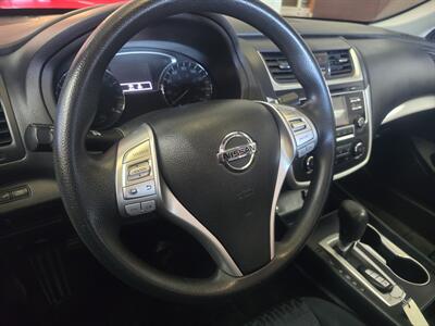 2018 Nissan Altima 2.5 S   - Photo 22 - Hamilton, OH 45015