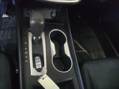 2018 Nissan Altima 2.5 S   - Photo 18 - Hamilton, OH 45015