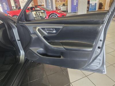 2018 Nissan Altima 2.5 S   - Photo 12 - Hamilton, OH 45015