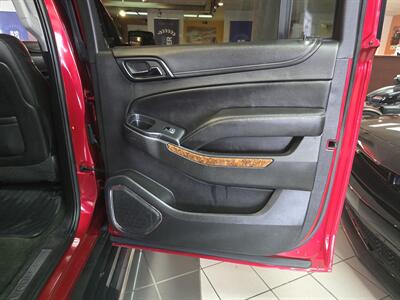 2015 Chevrolet Suburban LTZ  4DR SUV  4X4   - Photo 17 - Hamilton, OH 45015