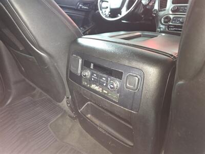 2015 Chevrolet Suburban LTZ  4DR SUV  4X4   - Photo 21 - Hamilton, OH 45015