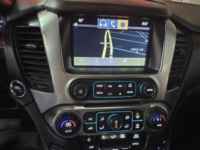 2015 Chevrolet Suburban LTZ  4DR SUV  4X4   - Photo 29 - Hamilton, OH 45015