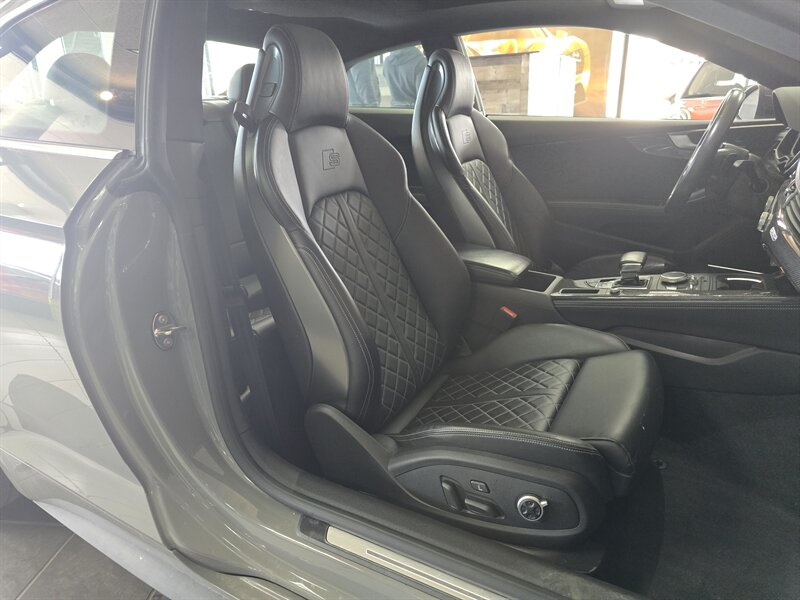 2019 Audi S5 3.0T quattro Premium Plus - Photo 13 - Hamilton, OH 45015