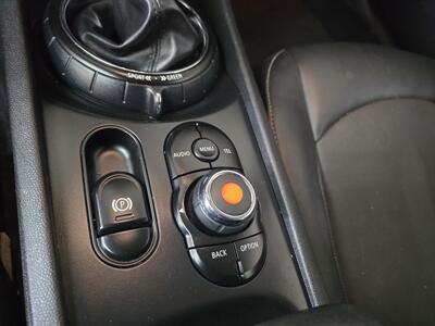 2017 MINI Clubman Cooper ALL4 4DR WAGON AWD   - Photo 18 - Hamilton, OH 45015