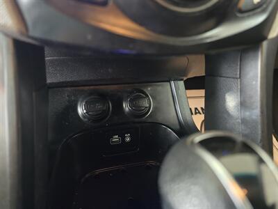 2018 Hyundai Santa Fe 2.4L   - Photo 18 - Hamilton, OH 45015