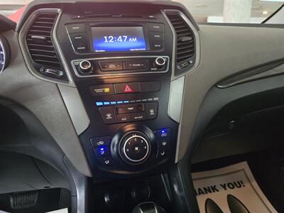 2018 Hyundai Santa Fe 2.4L   - Photo 19 - Hamilton, OH 45015