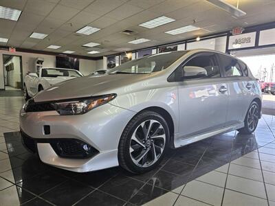 2018 Toyota Corolla Base 4DR HATCHBACK CVT   - Photo 1 - Hamilton, OH 45015