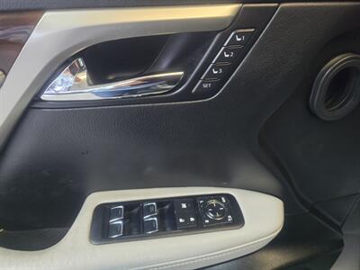 2017 Lexus RX 350  4DR SUV   - Photo 16 - Hamilton, OH 45015