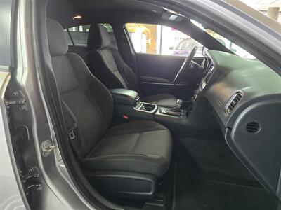 2018 Dodge Charger R/T 4DR SEDAN/HEMI   - Photo 17 - Hamilton, OH 45015