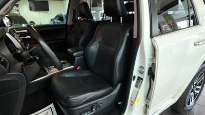 2016 Toyota 4Runner Limited 4DR SUV 4X4   - Photo 10 - Hamilton, OH 45015