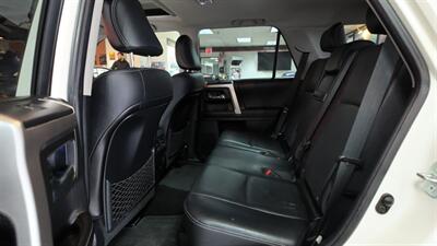 2016 Toyota 4Runner Limited 4DR SUV 4X4   - Photo 23 - Hamilton, OH 45015