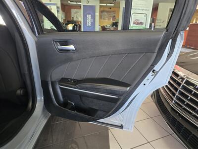 2022 Dodge Charger SXT 4DR SEDAN - Photo 15 - Hamilton, OH 45015