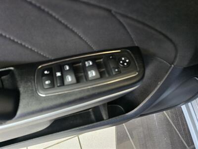 2022 Dodge Charger SXT 4DR SEDAN - Photo 19 - Hamilton, OH 45015