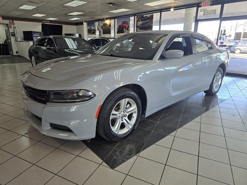 2022 Dodge Charger SXT 4DR SEDAN   - Photo 1 - Hamilton, OH 45015