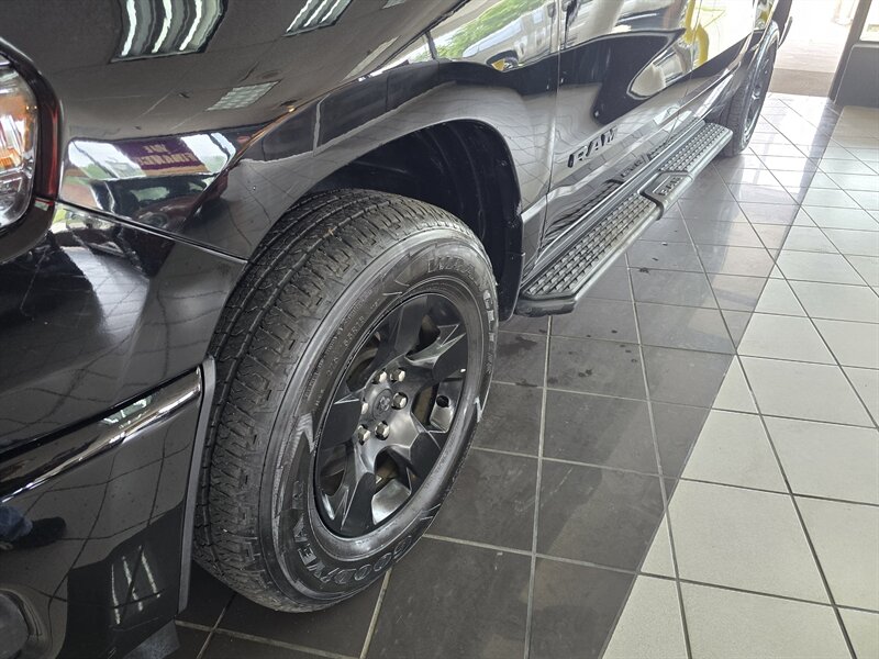 2025 RAM 1500 Tradesman 4DR CREW CAB 4X4 - Photo 29 - Hamilton, OH 45015